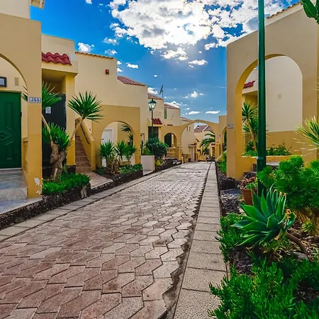 Cozy Spacious Seaview 300m أذيخي