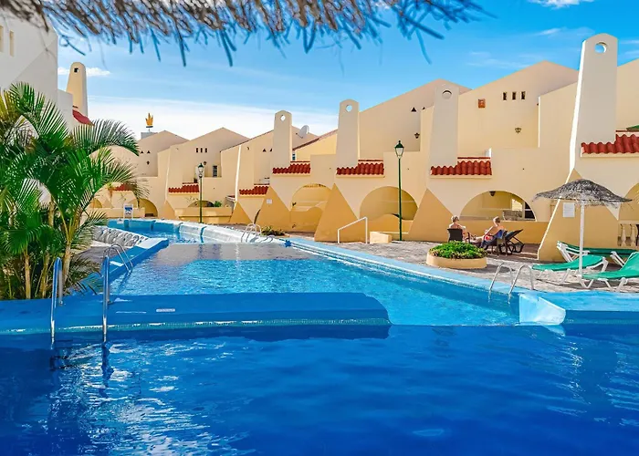 Cozy Spacious Seaview 300m أذيخي