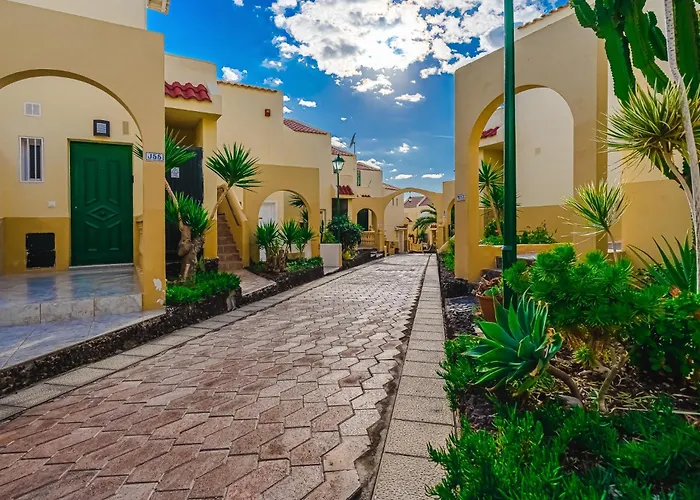 Cozy Spacious Seaview 300m أذيخي