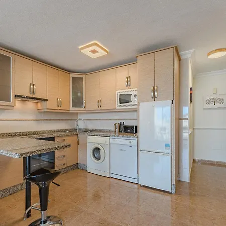 Cozy Spacious Seaview 300m *