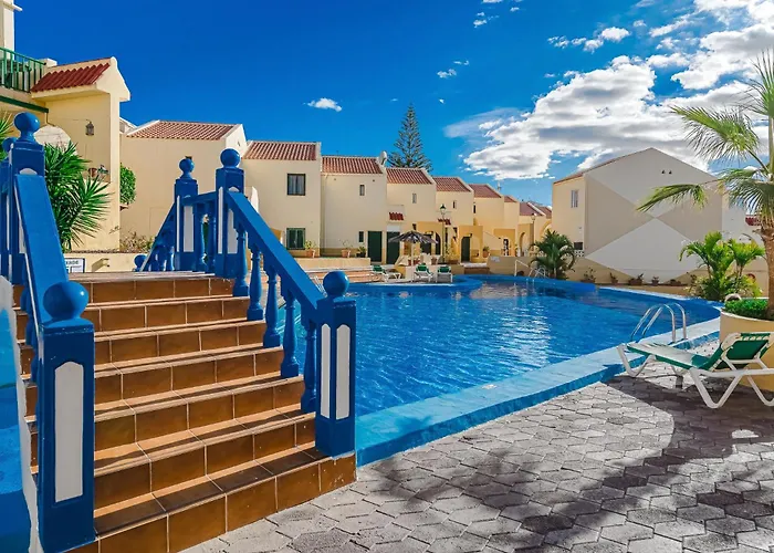 Cozy Spacious Seaview 300m Апартаменты